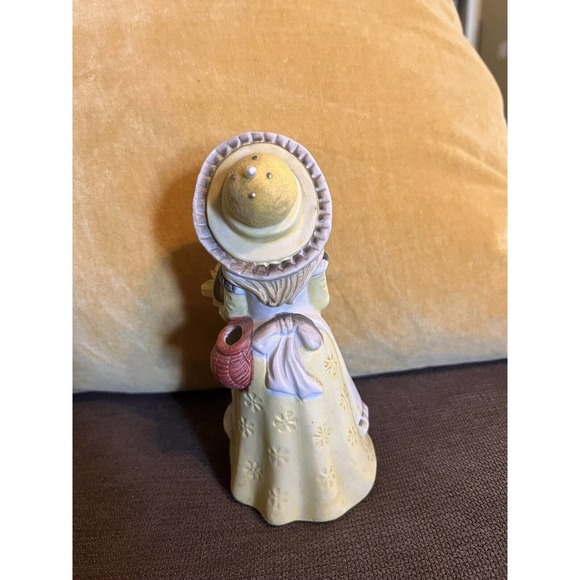 Vintage Hand Painted yellow Bisque Seamstress Caddy Pin Cushion hat Figurine - Picture 3 of 3